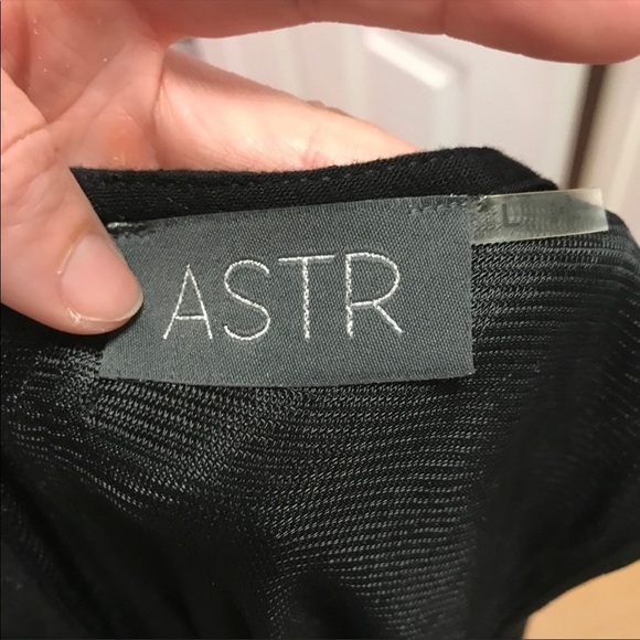 NWOT ASTR Black Dress w| Crochet Hem, Large - Picture 6 of 6